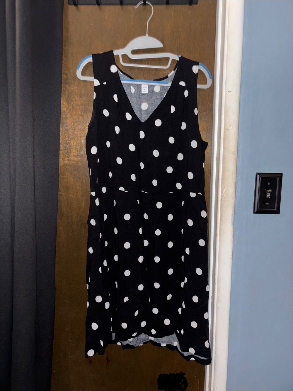 Old Navy Black and White Polka Dot V-Neck Mini Dress